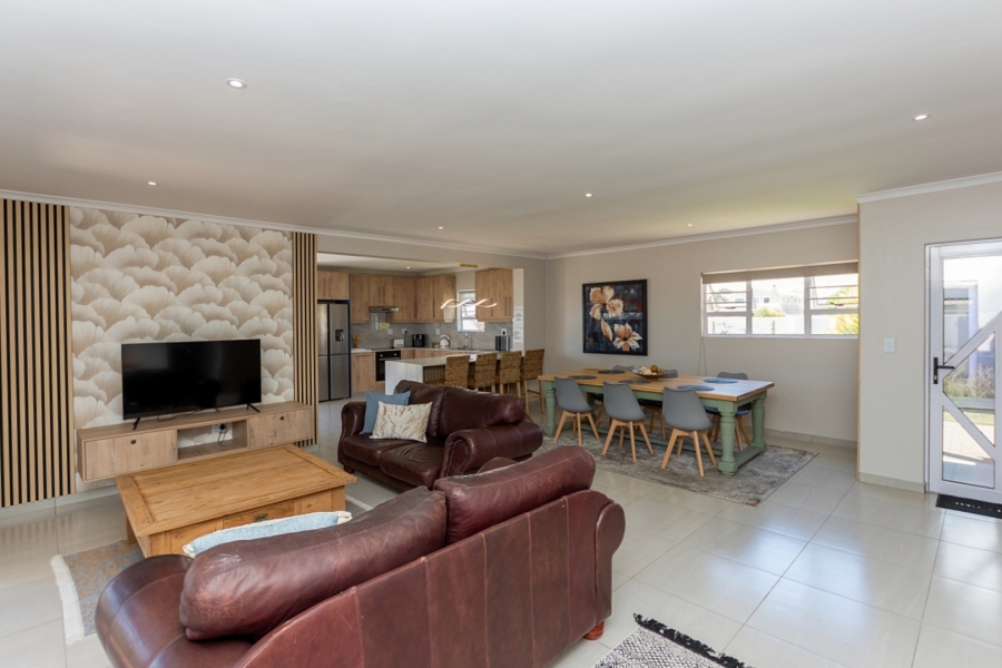 3 Bedroom Property for Sale in Langebaan North Western Cape